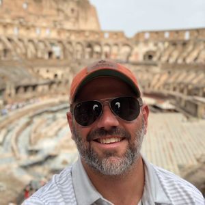 Meet your Posher, Lee